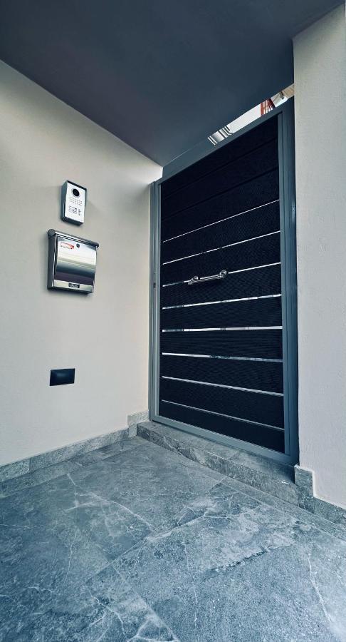 Apartment Hodos Luxury Near Ath-airport